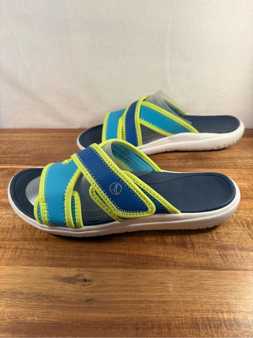 Lands End Slip-on Women's Water Sandals, Blue/Turquoise/Lime Green Size 9.5 NWT - Picture 4 of 11